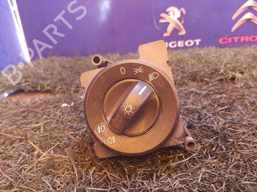 Used Headlight switch MERCEDES-BENZ SPRINTER 3-t Van (B906) 213 CDI (906.611, 906.613) (129 hp) 17507327