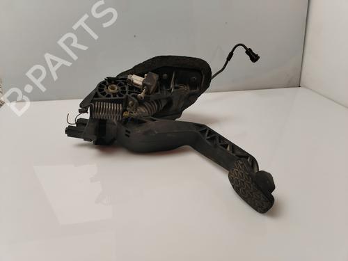 Pédale d'embrayage FORD TRANSIT COURIER B460 Box Body/MPV [2014-2025]  30946557