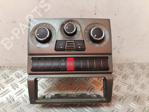 AC Styreenhet / Manøvreringsenhet IVECO DAILY VI Van 33S13, 35S13, 35C13 (126 hp) 30944411