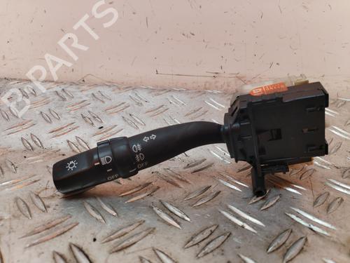 Used Headlight switch TOYOTA AVENSIS Saloon (_T25_) 2.0 D-4D (CDT250_, CDT250R) (116 hp) 25033699