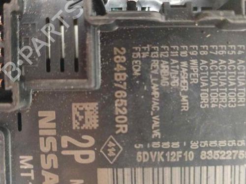 Fuse box DACIA SANDERO III | BP18698294E1