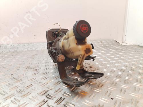 Used Steering pump RENAULT MASTER III Platform/Chassis (EV, HV, UV) 2.3 dCi 110 FWD (EV0R, EV0W, HV0R, HV0W, UV0R, UV0W) (110 hp) 24514875