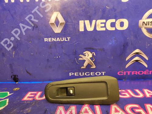 Used Right front window switch PEUGEOT 308 II (LB_, LP_, LW_, LH_, L3_) [2013-2021]  17508472