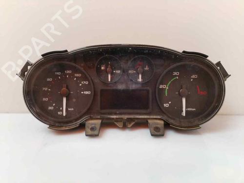 Used Instrument cluster IVECO DAILY VI Van 33S14, 35S14, 35C14, 42S14 (136 hp) 18920249