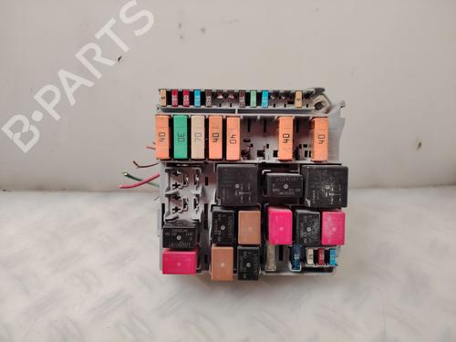 Used Fuse box Fuse box 37161596 37161596