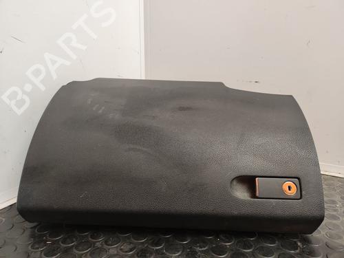Used Glove box MERCEDES-BENZ C-CLASS (W204) C 220 CDI (204.002) (170 hp) 17501154