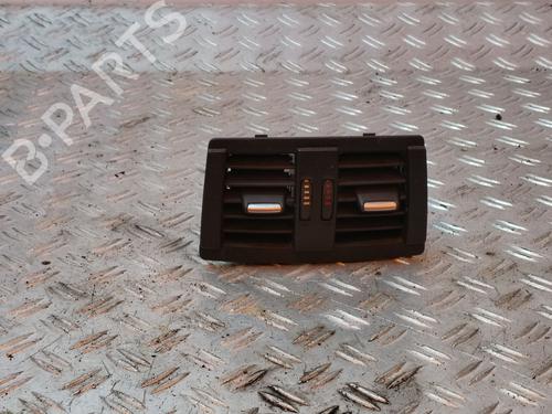 Used Air vent BMW 1 (F20) 116 d (116 hp) 24628024