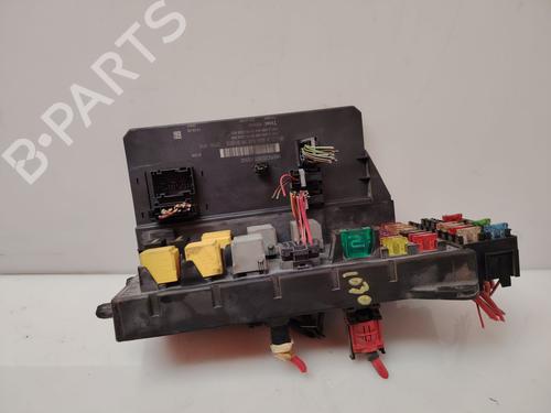 Sikringsdåse VW CRAFTER 30-50 Platform/Chassis (2F_) [2006-2016]  32684256