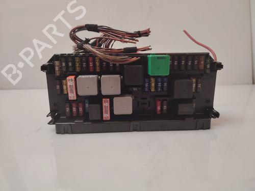 Used Fuse box Fuse box MERCEDES-BENZ E-CLASS (W212) [2009-2016] 33006376 33006376