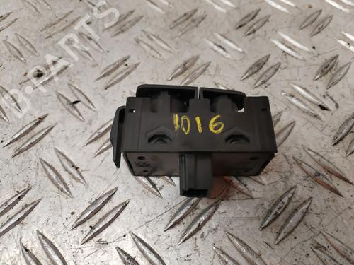 Warnblinkschalter RENAULT MEGANE III Hatchback (BZ0/1_, B3_) 1.5 dCi (BZ09, BZ0D, BZ1W, BZ29, BZ14) | BP30945256I22