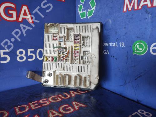 Used Fuse box RENAULT MEGANE II Estate (KM0/1_) 1.9 dCi (KMRG, KM1G, KM0G, KM2C) (120 hp) 17506821