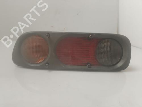 Used Right taillight NISSAN TERRANO II (R20) 2.7 TDi 4WD (125 hp) 31279222