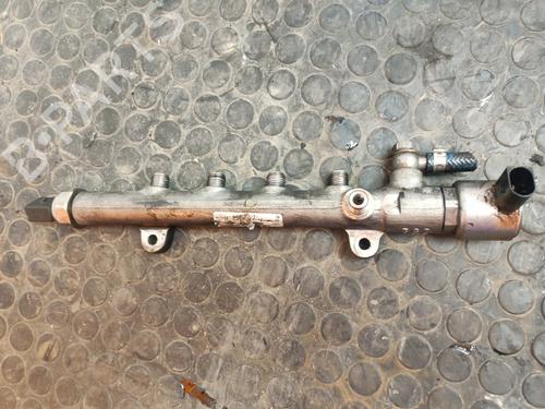 Used Injection rail Injection rail 17624840 17624840