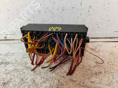 Fuse box OPEL VIVARO A Van (X83) | BP18075741E1