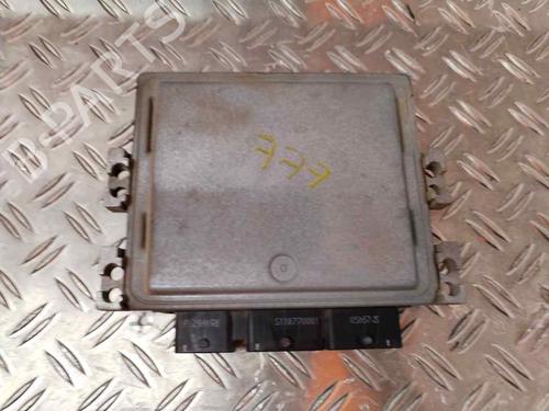 Used Engine control unit (ECU) NISSAN QASHQAI I (J10, NJ10) 1.5 dCi (103 hp) 19087045