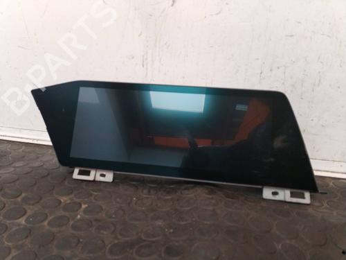 Used Display monitor BMW X6 (F16, F86) xDrive 35 i (306 hp) 17503823