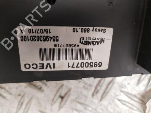 Sikringsdose IVECO DAILY IV Platform/Chassis 35C15 | BP30946174E1