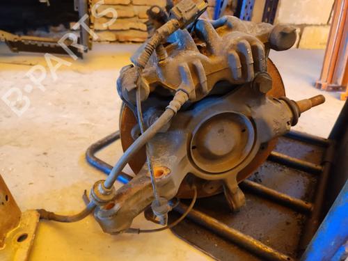 Left front steering knuckle RENAULT MASTER III Van (FV) 2.3 dCi 125 RWD (FV0C, FV0D, FV0H, FV0J, FV0A, FV0K) | BP17500735M25 