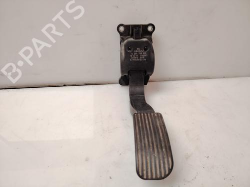 pedal-mercedes-benz-sprinter-3-t-bus-b906-2006-2007-2008-2009-2010-2011-2012-2013-2014-2015-2016-2017-2018-2019-32526422 main image