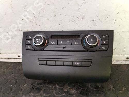 Commande Chauffage BMW 1 Convertible (E88) 118 d (143 hp) 17504308