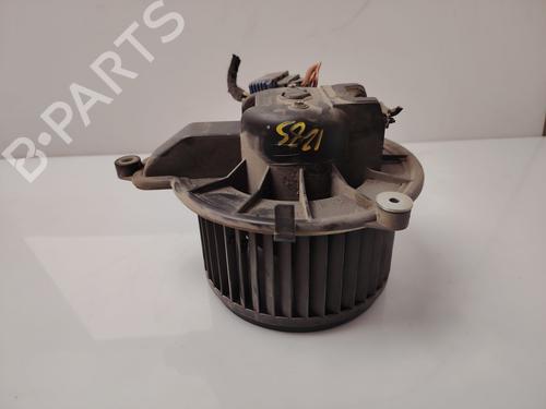Used Heater blower motor IVECO DAILY VI Van 33S13, 35S13, 35C13 (126 hp) 30947287