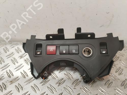 Used Warning switch PEUGEOT PARTNER Box Body/MPV 1.6 HDi / BlueHDi 75 (75 hp) 25913892