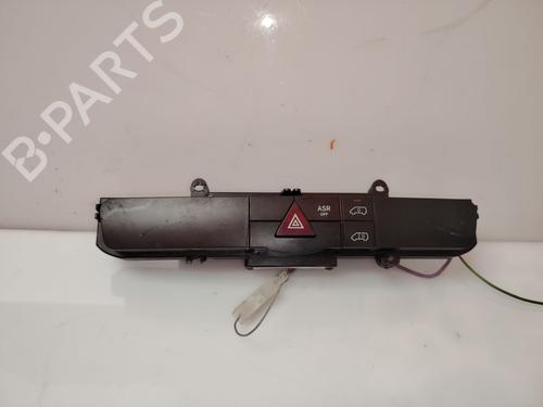 Used Warning switch MERCEDES-BENZ SPRINTER 3-t Van (B906) [2006-2018]  31132011