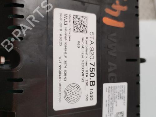 Instrument cluster VW TOURAN (5T1) | BP31600760C47