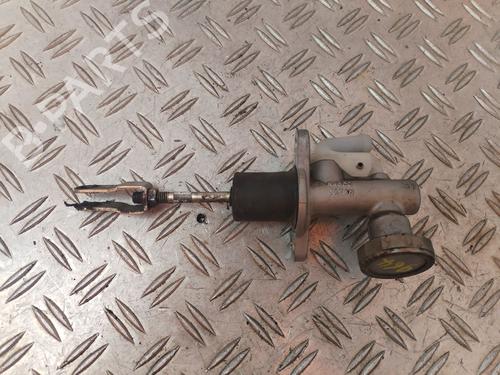 clutch-slave-cylinder-nissan-cabstar-f24m-f24w-2006-2007-2008-2009-2010-2011-2012-2013-26334879 main image