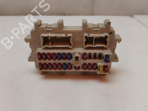 Used Fuse box Fuse box 37447770 37447770