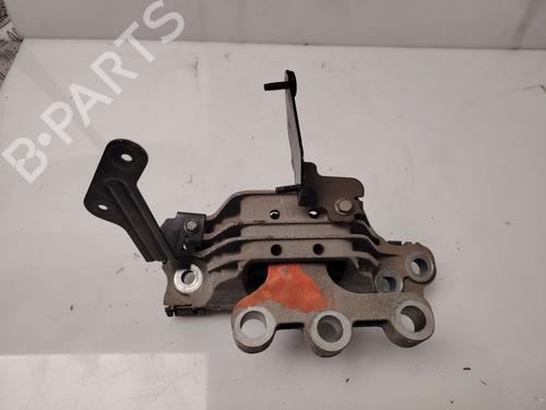Used Engine mount OPEL ASTRA K Sports Tourer (B16) [2015-2022]  31584901