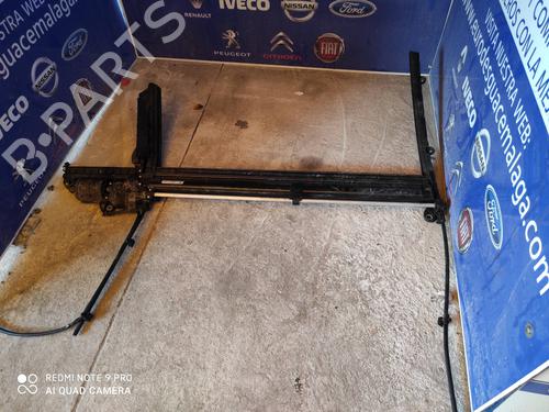 Alzavetro posteriore sinistro MERCEDES-BENZ S-CLASS (W222, V222, X222) S 560 Maybach (222.983) (469 hp) 17506582