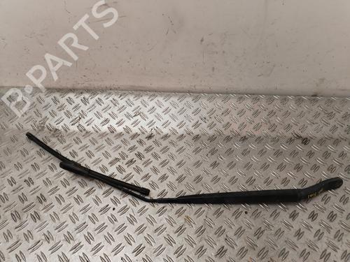 Used Front windshield wiper arm RENAULT MEGANE III Hatchback (BZ0/1_, B3_) 1.5 dCi (BZ09, BZ0D, BZ1W, BZ29, BZ14) (110 hp) 26155741