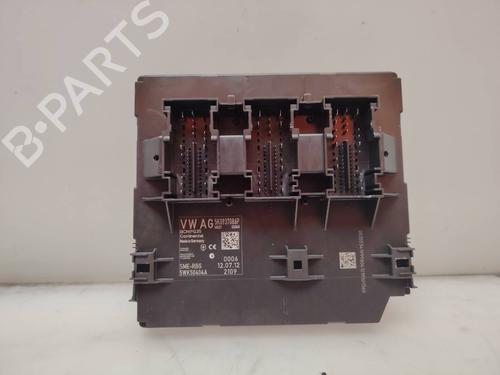 Used Fuse box Fuse box 39193212 39193212