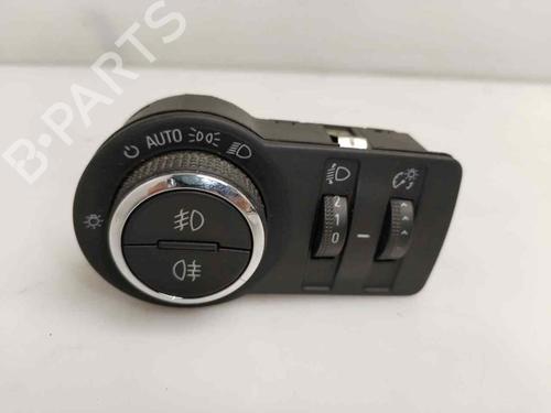 Used Headlight switch CHEVROLET CRUZE (J300) 2.0 CDI (150 hp) 20089165