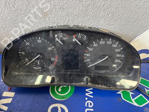 Used Instrument cluster VW PASSAT B5.5 (3B3) [2000-2005]  24866597