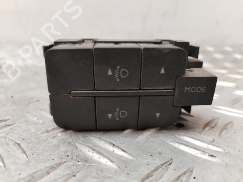 Forlygtekontakt IVECO DAILY VI Van [2014-2025]  30944907