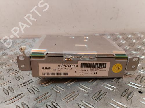 Used Radio OPEL VIVARO B Van (X82) 1.6 CDTI (05) (125 hp) 25871491