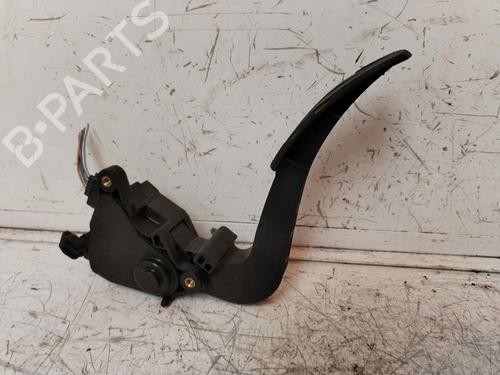 Pedal RENAULT MEGANE IV Hatchback (B9A/M/N_) 1.2 TCe 130 (B9MR) (130 hp) 18026869