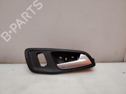 Used Front right interior door handle Front right interior door handle 37496405 37496405