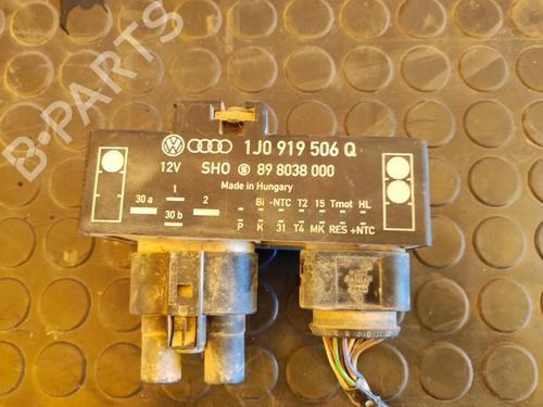 Sikringsdose VW GOLF IV (1J1) 1.9 TDI (101 hp) 17500691