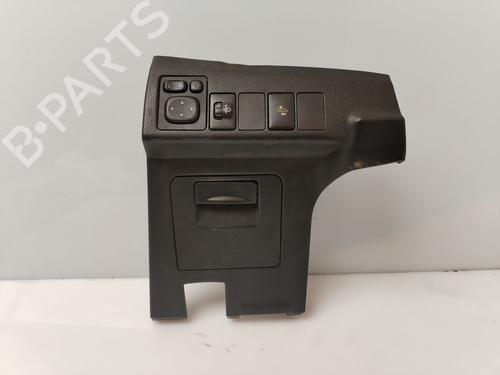 Mittelkonsole für TOYOTA AURIS (_E18_) 1.8 Hybrid (ZWE186_, ZWE186R) (136 hp) 30946671