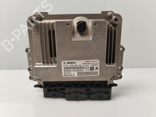 Used Engine control unit (ECU) PEUGEOT PARTNER Box Body/MPV [2008-2025]  30945784