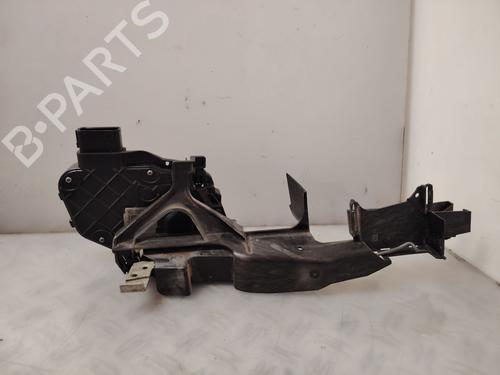 Serrure avant gauche Serrure avant gauche FORD S-MAX (WA6) [2006-2014] 36469998 36469998