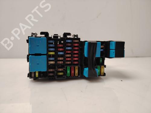 Used Fuse box RENAULT CLIO IV (BH_) [2012-2021]  31968523