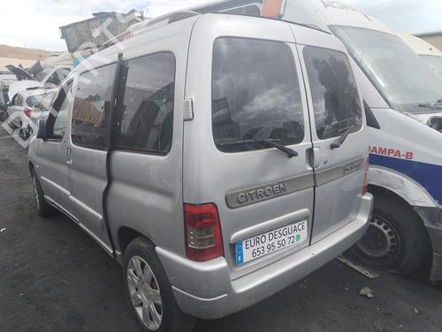 Brugte CITROËN BERLINGO / BERLINGO FIRST Box Body/MPV (M_) 2.0 HDI 90 4WD (MBRHY, MCRHY) (90 hp) 4360322