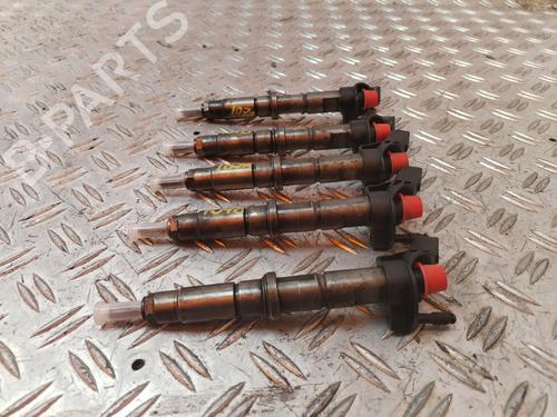 Injector VW CRAFTER 30-50 Van (2E_) 2.0 TDI (109 hp) 30943575