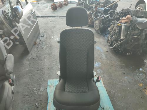 Used Right front seat RENAULT KANGOO / GRAND KANGOO II (KW0/1_) [2008-2025]  24418113