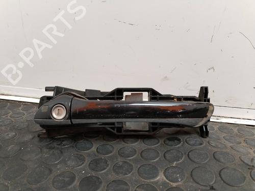 Puxador exterior frente esquerdo MERCEDES-BENZ CLK Convertible (A209) CLK 240 (209.461) (170 hp) 17504020