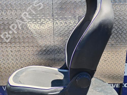 Right front seat RENAULT TWINGO III (BCM_, BCA_) 0.9 TCe 110 | BP35955126C16  - Image 6